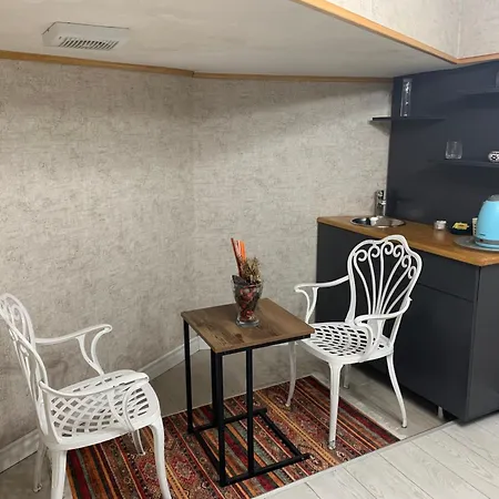 Апартаменты Valeria House *